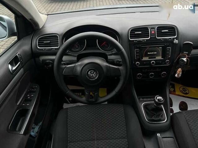 Фольксваген Гольф, объемом двигателя 1.6 л и пробегом 268 тыс. км за 8000 $, фото 9 на Automoto.ua