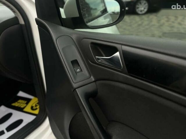 Фольксваген Гольф, объемом двигателя 1.4 л и пробегом 194 тыс. км за 8300 $, фото 9 на Automoto.ua