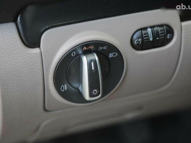 Фольксваген Гольф, об'ємом двигуна 1.4 л та пробігом 237 тис. км за 8500 $, фото 19 на Automoto.ua