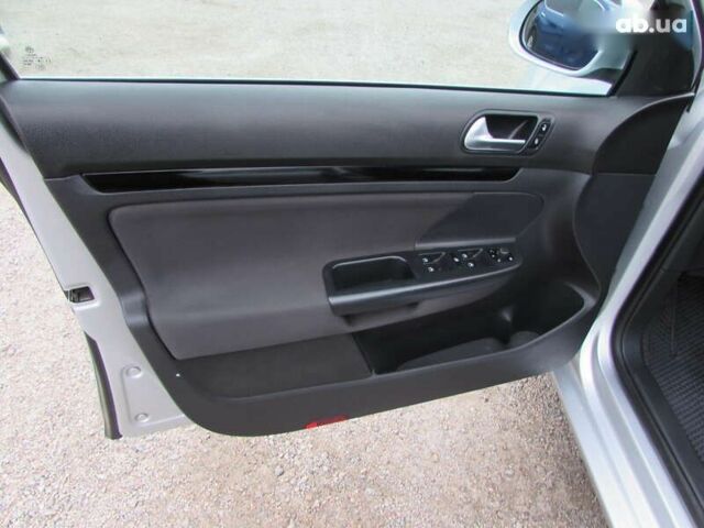 Фольксваген Гольф, об'ємом двигуна 1.2 л та пробігом 200 тис. км за 8400 $, фото 6 на Automoto.ua