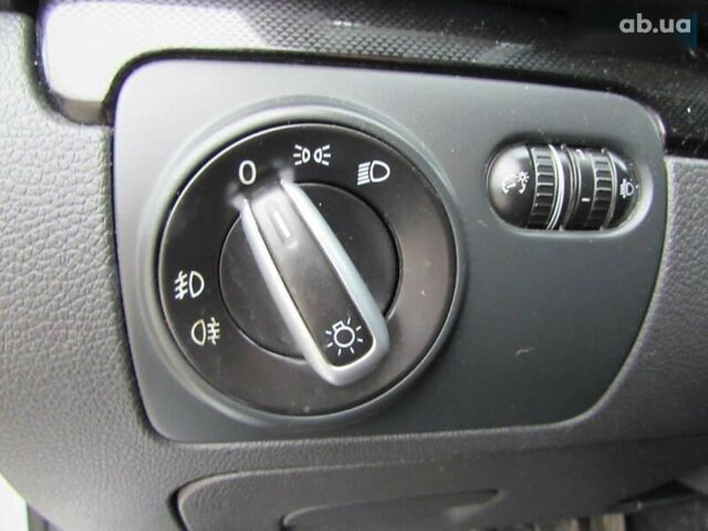 Фольксваген Гольф, об'ємом двигуна 1.2 л та пробігом 200 тис. км за 8400 $, фото 22 на Automoto.ua