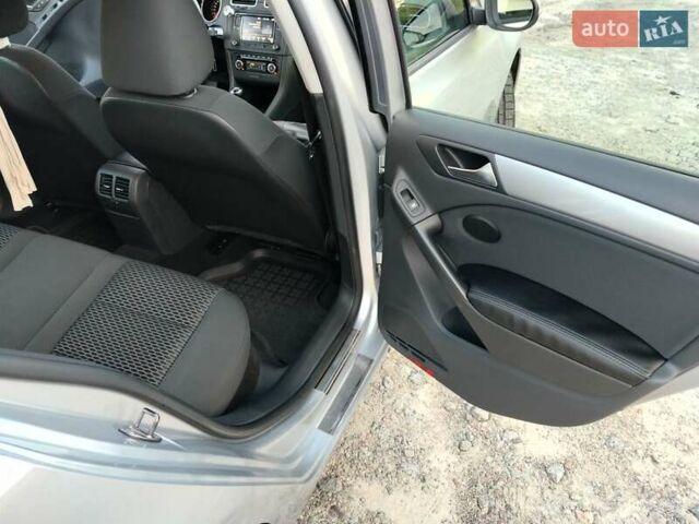 Фольксваген Гольф, об'ємом двигуна 1.6 л та пробігом 270 тис. км за 8800 $, фото 3 на Automoto.ua