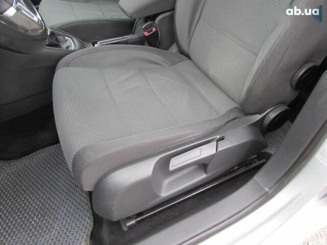 Фольксваген Гольф, об'ємом двигуна 1.2 л та пробігом 200 тис. км за 8400 $, фото 9 на Automoto.ua