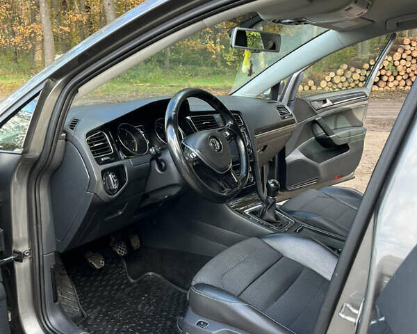 Фольксваген Гольф, объемом двигателя 2 л и пробегом 316 тыс. км за 9600 $, фото 3 на Automoto.ua