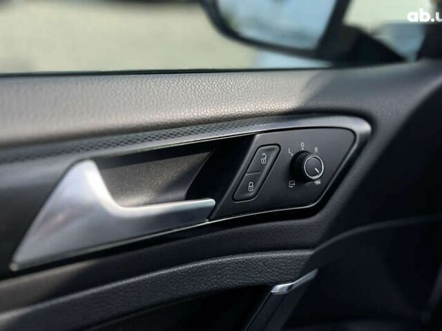 Фольксваген Гольф, об'ємом двигуна 1.4 л та пробігом 176 тис. км за 14800 $, фото 16 на Automoto.ua