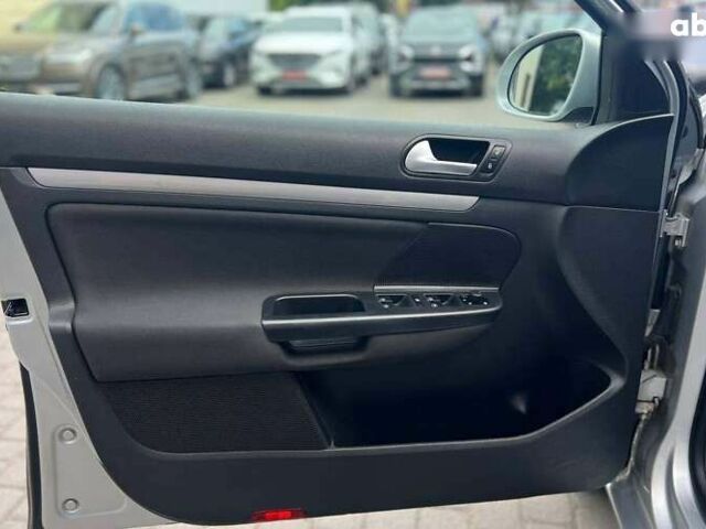 Фольксваген Гольф, объемом двигателя 1.6 л и пробегом 242 тыс. км за 7990 $, фото 6 на Automoto.ua