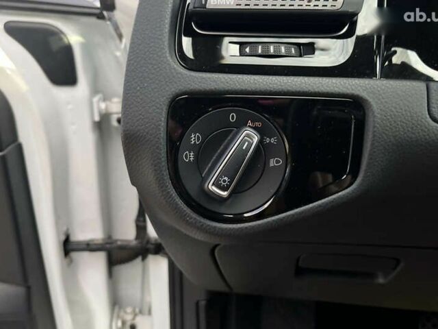 Фольксваген Гольф, об'ємом двигуна 1.4 л та пробігом 176 тис. км за 14800 $, фото 26 на Automoto.ua