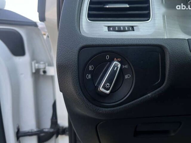 Фольксваген Гольф, объемом двигателя 1.6 л и пробегом 280 тыс. км за 10800 $, фото 24 на Automoto.ua