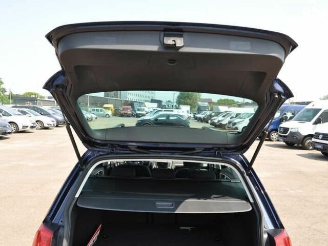 Фольксваген Гольф, объемом двигателя 1.2 л и пробегом 220 тыс. км за 10500 $, фото 20 на Automoto.ua