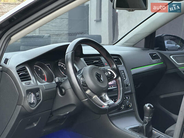 Фольксваген Гольф, объемом двигателя 1.6 л и пробегом 278 тыс. км за 9150 $, фото 19 на Automoto.ua