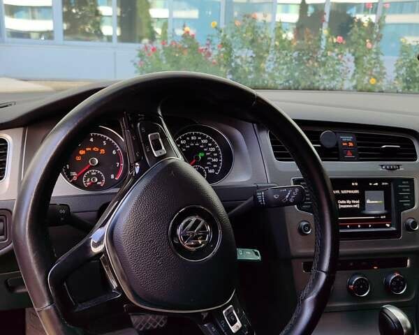 Фольксваген Гольф, объемом двигателя 1.8 л и пробегом 77 тыс. км за 11500 $, фото 4 на Automoto.ua