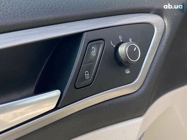 Фольксваген Гольф, объемом двигателя 1.8 л и пробегом 138 тыс. км за 13500 $, фото 22 на Automoto.ua