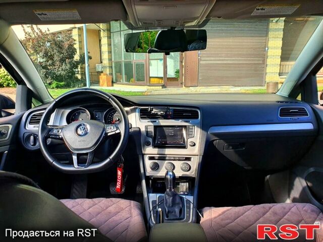 Фольксваген Гольф, объемом двигателя 1.8 л и пробегом 120 тыс. км за 11800 $, фото 4 на Automoto.ua