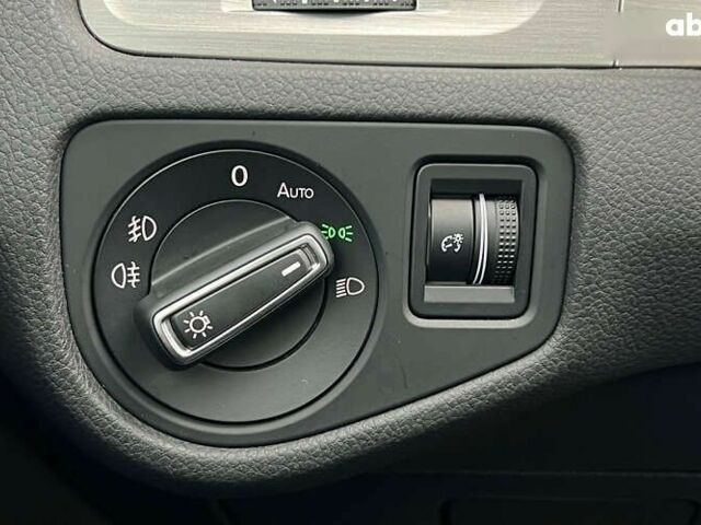 Фольксваген Гольф, объемом двигателя 2 л и пробегом 53 тыс. км за 16700 $, фото 17 на Automoto.ua