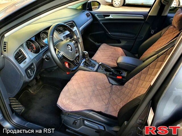 Фольксваген Гольф, объемом двигателя 1.8 л и пробегом 120 тыс. км за 11800 $, фото 7 на Automoto.ua