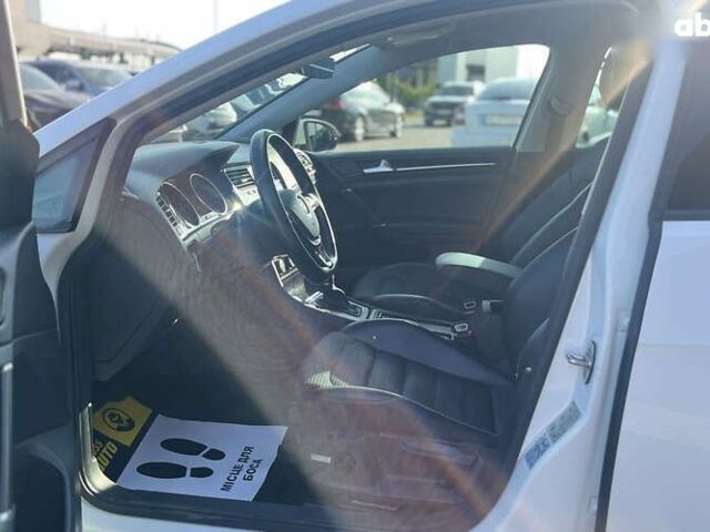 Фольксваген Гольф, объемом двигателя 1.4 л и пробегом 256 тыс. км за 13500 $, фото 15 на Automoto.ua