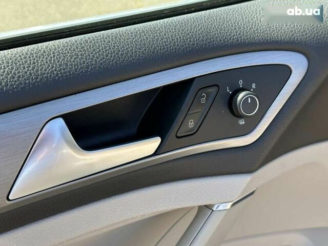 Фольксваген Гольф, объемом двигателя 1.8 л и пробегом 150 тыс. км за 13690 $, фото 21 на Automoto.ua