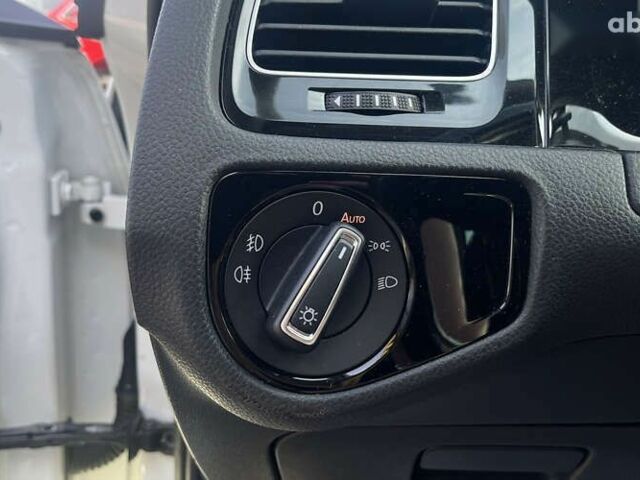 Фольксваген Гольф, объемом двигателя 1.4 л и пробегом 256 тыс. км за 13500 $, фото 19 на Automoto.ua