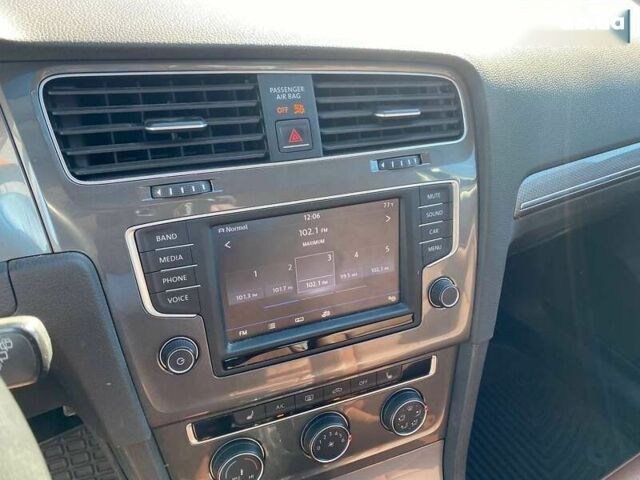 Фольксваген Гольф, объемом двигателя 1.8 л и пробегом 80 тыс. км за 15000 $, фото 15 на Automoto.ua