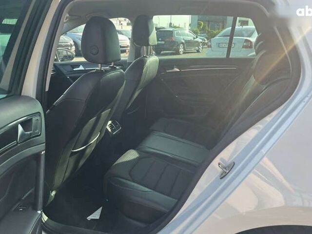 Фольксваген Гольф, объемом двигателя 1.4 л и пробегом 256 тыс. км за 13500 $, фото 14 на Automoto.ua