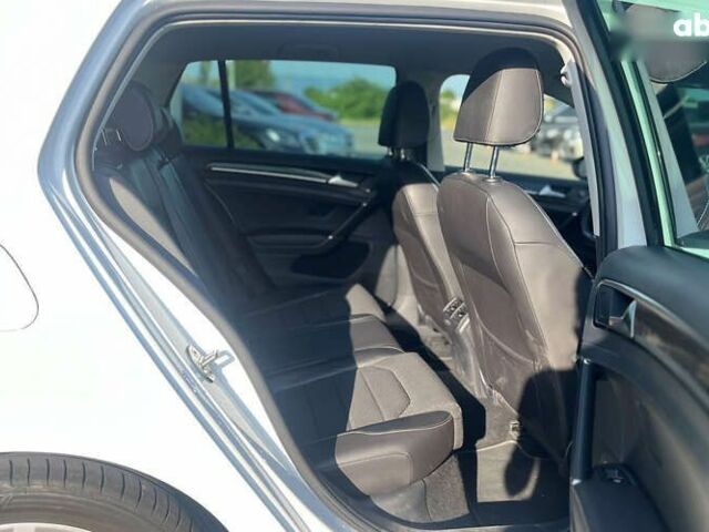 Фольксваген Гольф, объемом двигателя 1.4 л и пробегом 256 тыс. км за 14200 $, фото 12 на Automoto.ua