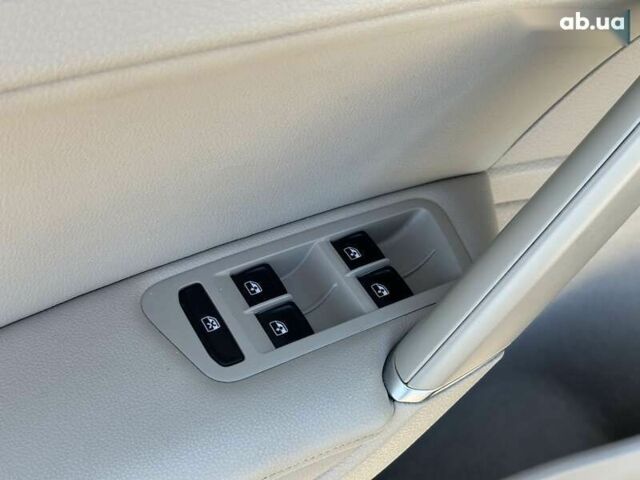 Фольксваген Гольф, объемом двигателя 1.8 л и пробегом 150 тыс. км за 13690 $, фото 20 на Automoto.ua