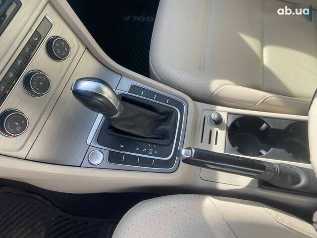 Фольксваген Гольф, объемом двигателя 1.8 л и пробегом 159 тыс. км за 12300 $, фото 17 на Automoto.ua