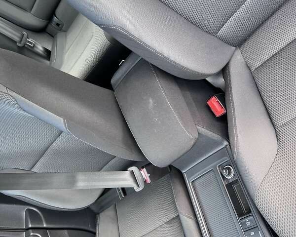 Фольксваген Гольф, объемом двигателя 2 л и пробегом 178 тыс. км за 12690 $, фото 24 на Automoto.ua