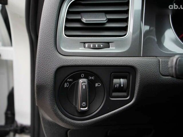 Фольксваген Гольф, объемом двигателя 1.8 л и пробегом 132 тыс. км за 14800 $, фото 16 на Automoto.ua