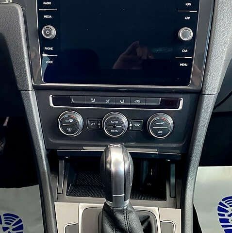 Фольксваген Гольф, об'ємом двигуна 1.6 л та пробігом 176 тис. км за 15950 $, фото 19 на Automoto.ua