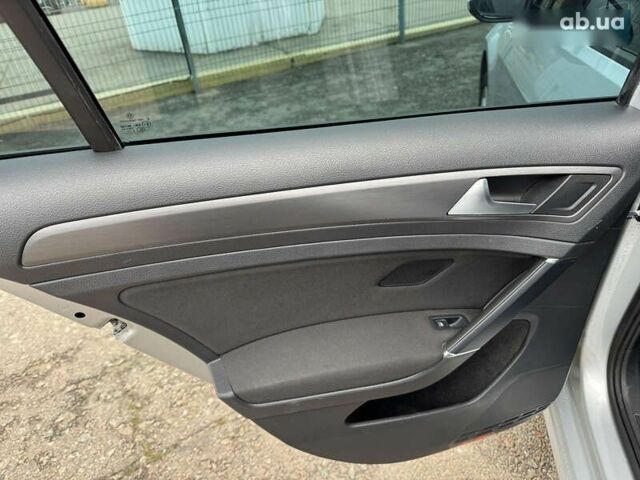 Фольксваген Гольф, объемом двигателя 1.4 л и пробегом 204 тыс. км за 16990 $, фото 26 на Automoto.ua