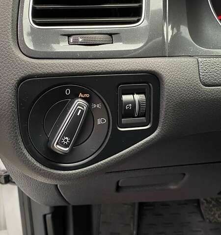 Фольксваген Гольф, объемом двигателя 1.8 л и пробегом 105 тыс. км за 13000 $, фото 18 на Automoto.ua