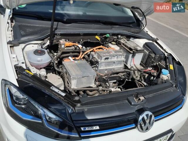 Фольксваген Гольф, объемом двигателя 0 л и пробегом 30 тыс. км за 17000 $, фото 34 на Automoto.ua
