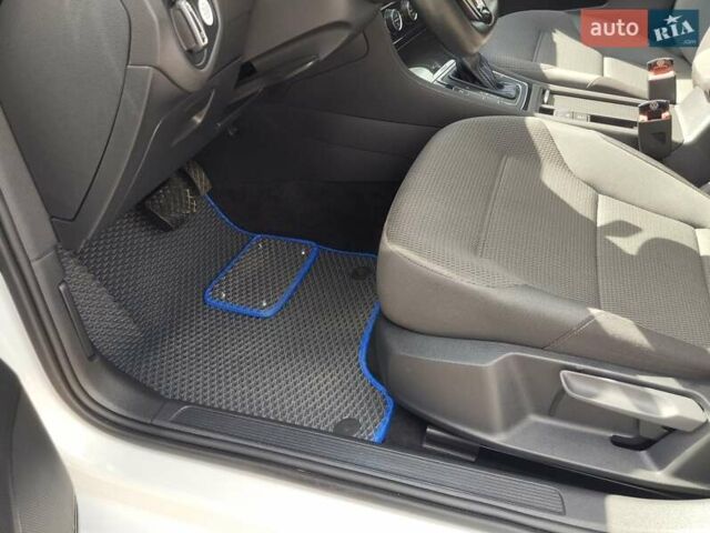 Фольксваген Гольф, объемом двигателя 0 л и пробегом 30 тыс. км за 17000 $, фото 22 на Automoto.ua