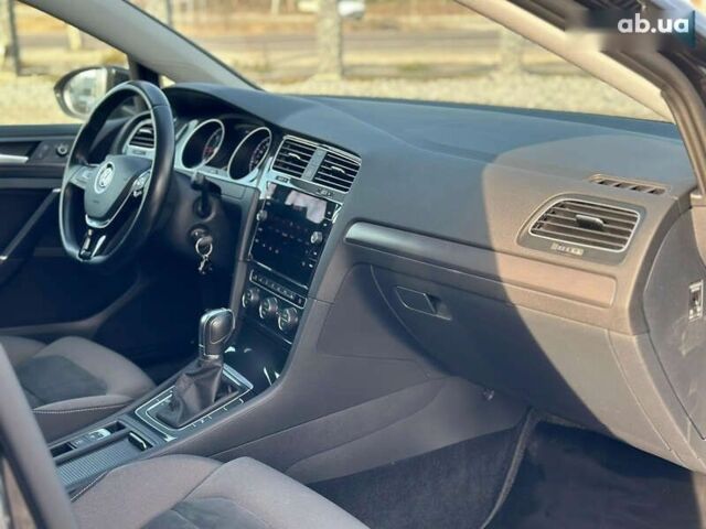 Фольксваген Гольф, объемом двигателя 1.6 л и пробегом 187 тыс. км за 15350 $, фото 24 на Automoto.ua