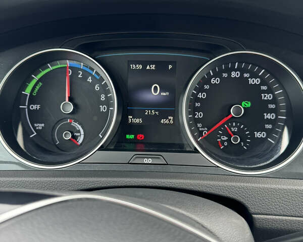 Фольксваген Гольф, объемом двигателя 0 л и пробегом 30 тыс. км за 16400 $, фото 8 на Automoto.ua