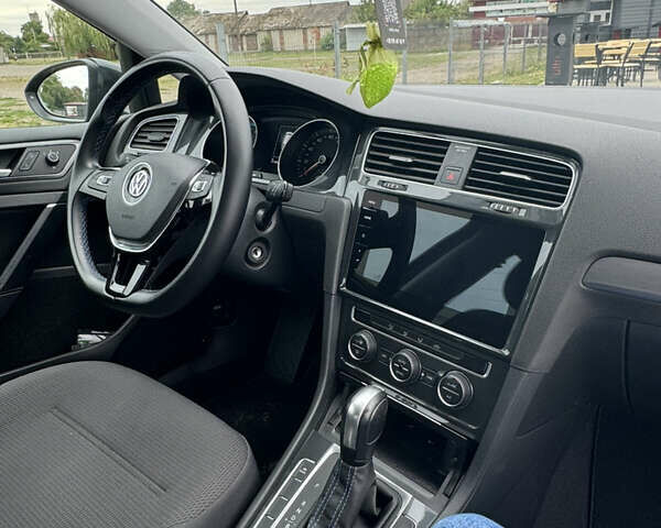 Фольксваген Гольф, объемом двигателя 0 л и пробегом 30 тыс. км за 16400 $, фото 17 на Automoto.ua