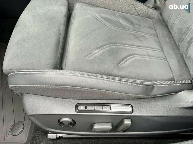 Фольксваген Гольф, объемом двигателя 1.4 л и пробегом 7 тыс. км за 31900 $, фото 22 на Automoto.ua