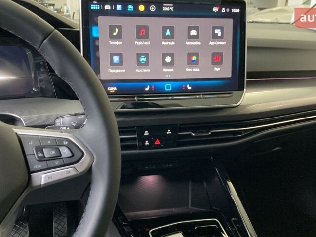 купить новое авто Фольксваген Гольф 2025 года от официального дилера Автодім Атлант на Вацлава Гавела Фольксваген фото