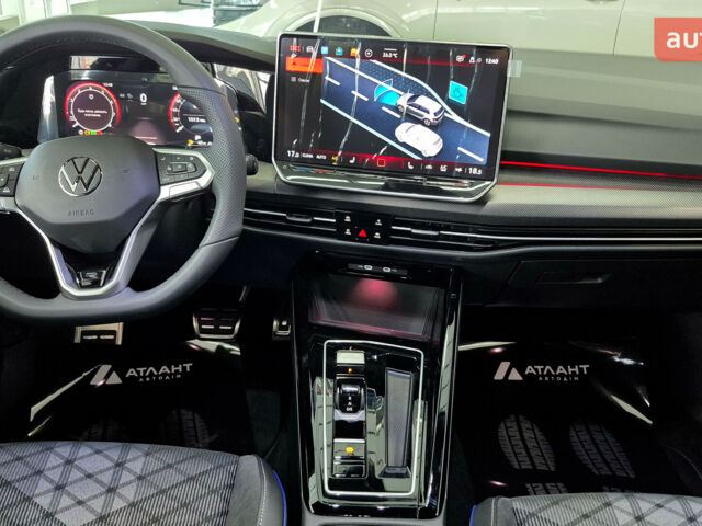 купити нове авто Фольксваген Гольф 2025 року від офіційного дилера Автодім Атлант на Вацлава Гавела Фольксваген фото