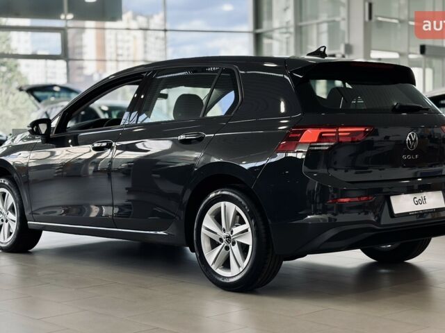 купить новое авто Фольксваген Гольф 2025 года от официального дилера Автодім Атлант на Вацлава Гавела Фольксваген фото