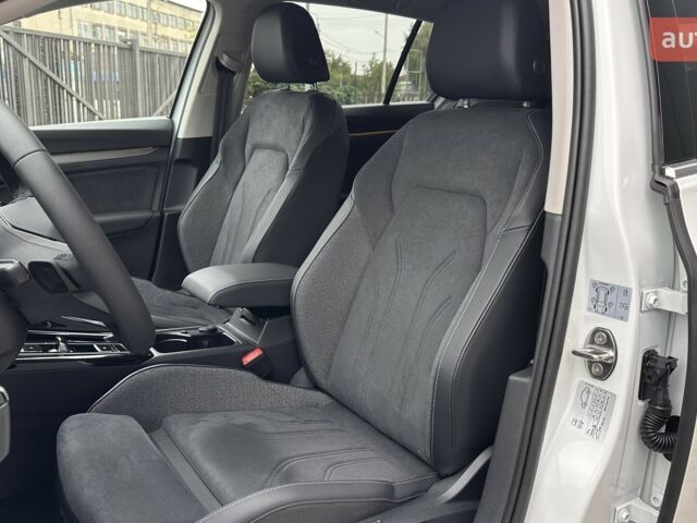 Фольксваген Гольф, объемом двигателя 1.4 л и пробегом 0 тыс. км за 32000 $, фото 15 на Automoto.ua