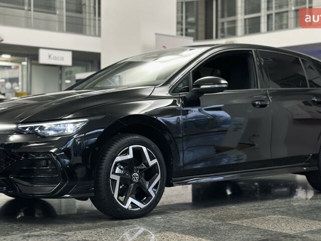 купить новое авто Фольксваген Гольф 2025 года от официального дилера Автодім Атлант на Вацлава Гавела Фольксваген фото