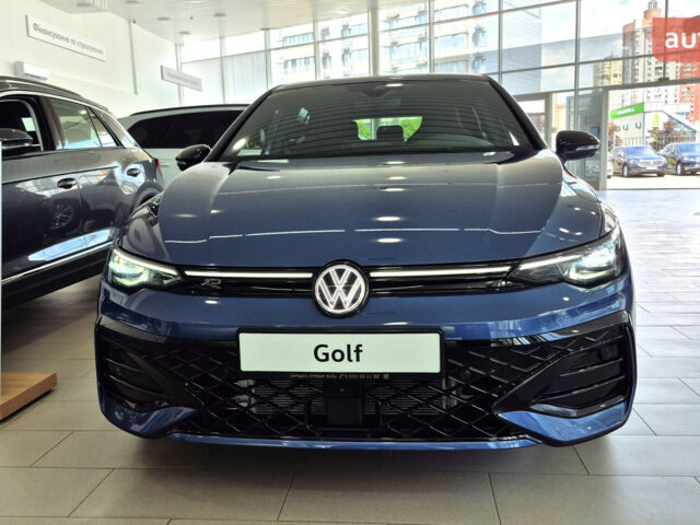 купить новое авто Фольксваген Гольф 2025 года от официального дилера Автодім Атлант на Вацлава Гавела Фольксваген фото