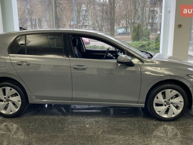 купить новое авто Фольксваген Гольф 2025 года от официального дилера Автодім Атлант на Вацлава Гавела Фольксваген фото