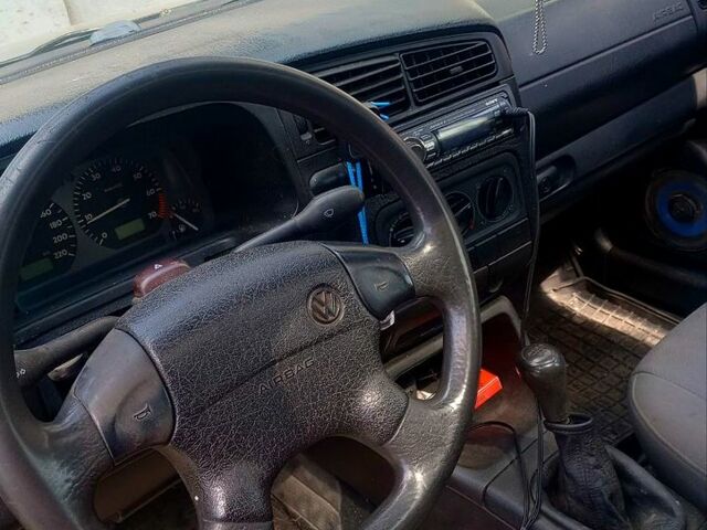 Фольксваген Гольф, об'ємом двигуна 1.8 л та пробігом 100 тис. км за 2400 $, фото 2 на Automoto.ua