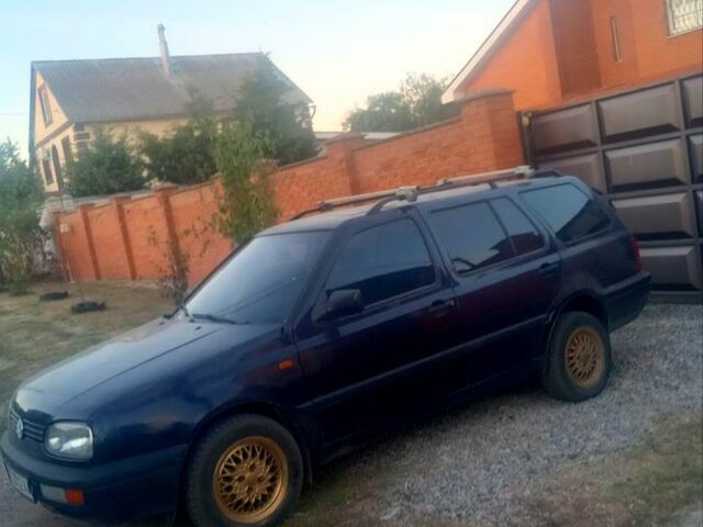 Фольксваген Гольф, об'ємом двигуна 1.8 л та пробігом 100 тис. км за 2400 $, фото 1 на Automoto.ua