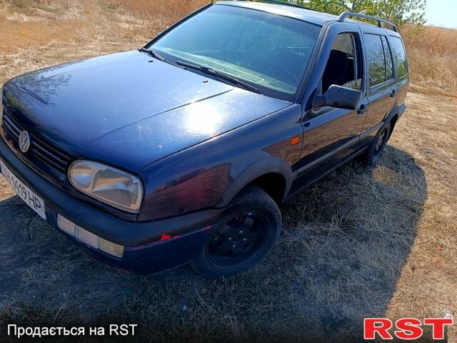 Фольксваген Гольф, объемом двигателя 1.8 л и пробегом 120 тыс. км за 2200 $, фото 2 на Automoto.ua