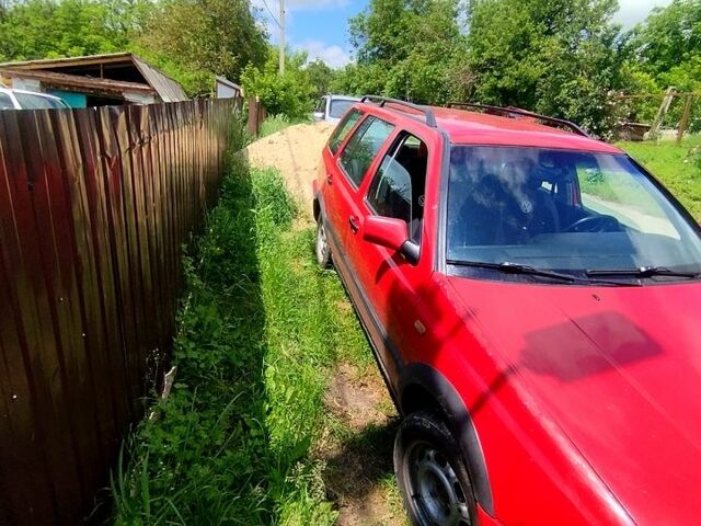 Фольксваген Гольф, объемом двигателя 1.9 л и пробегом 303 тыс. км за 3500 $, фото 2 на Automoto.ua