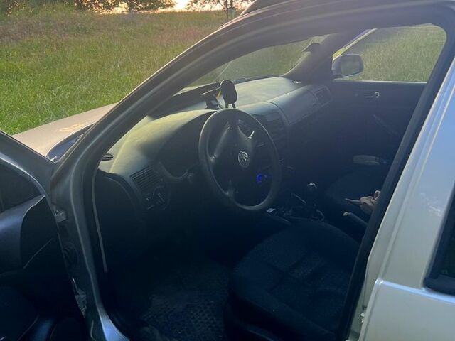 Фольксваген Гольф, объемом двигателя 1.9 л и пробегом 0 тыс. км за 2500 $, фото 3 на Automoto.ua